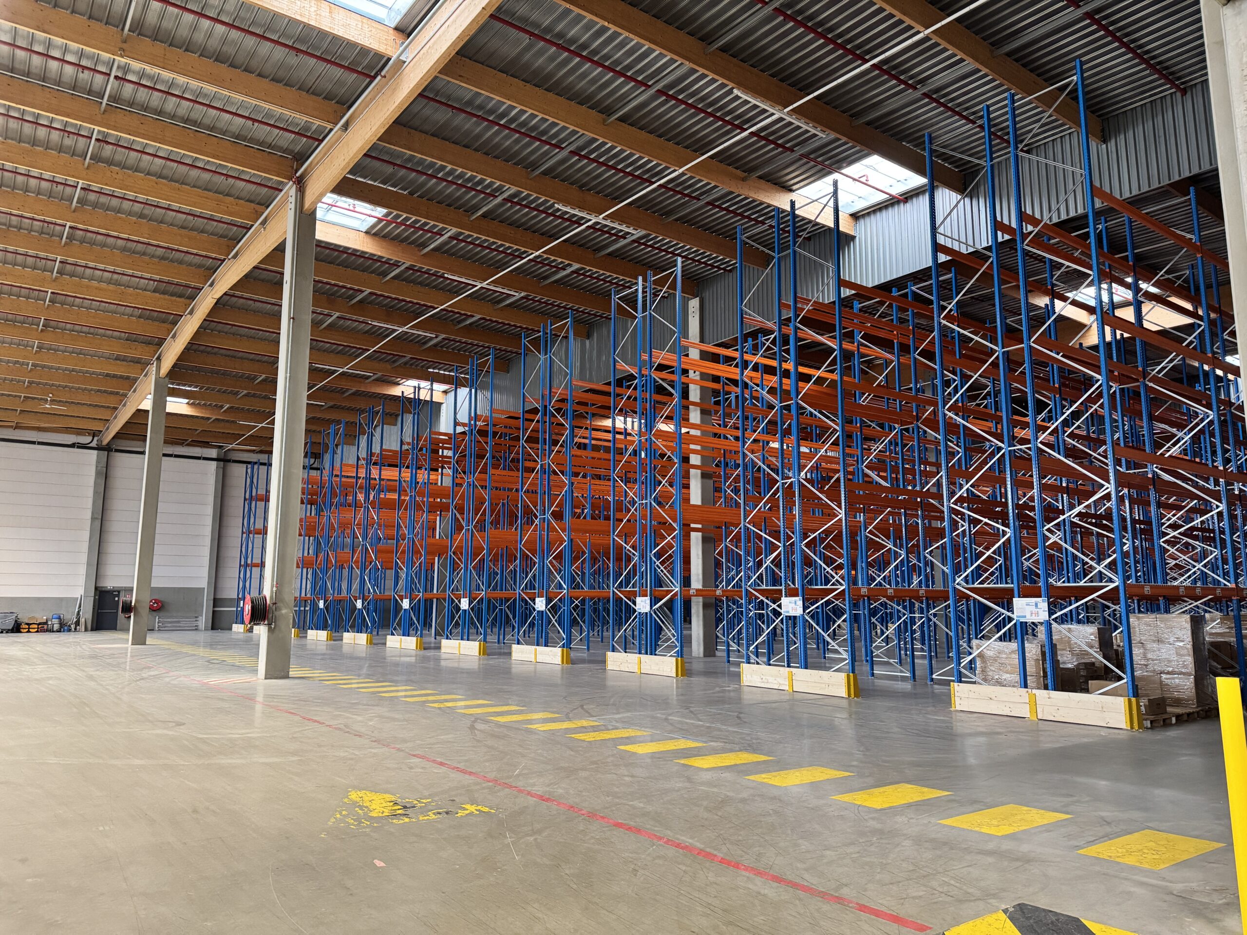 How to Select the Right Shipping Carrier for Your Business