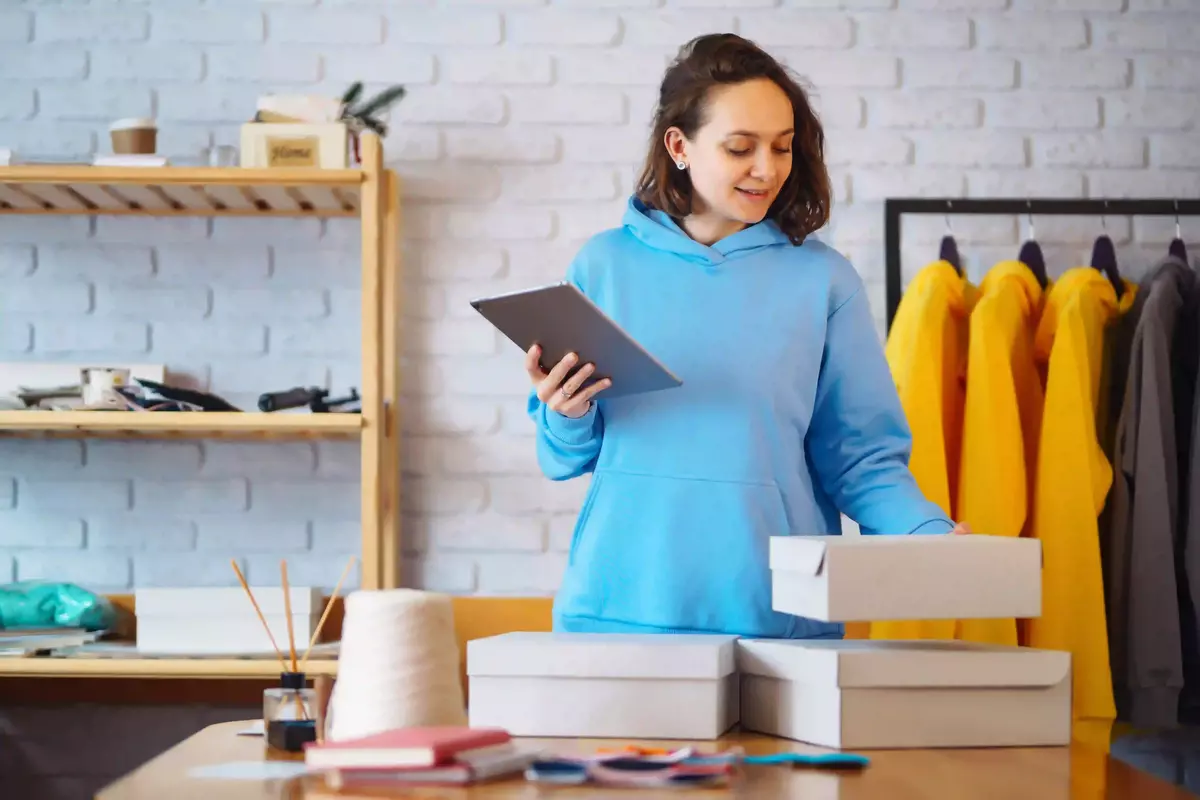 4 Reasons Why Your Fashion Business Needs Fulfillment